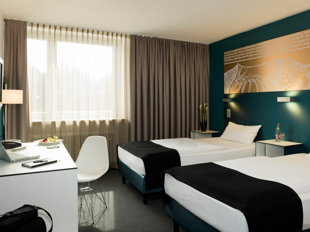Congress Hotel Mercure Nuernberg An Der Messe Buitenkant foto